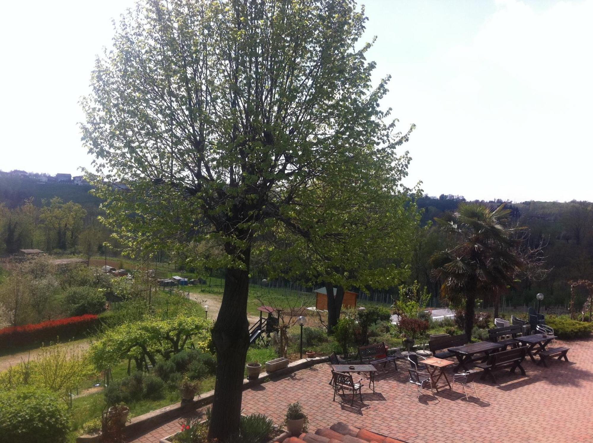 Agriturismo Tre Tigli Asti Exterior foto